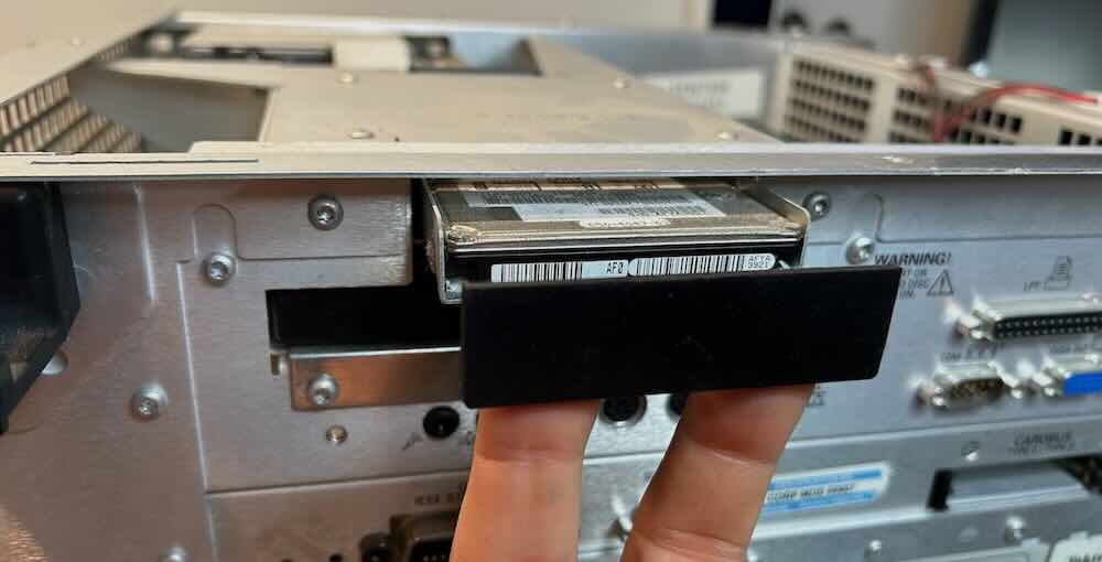 Салазки жёсткого диска TDS7104