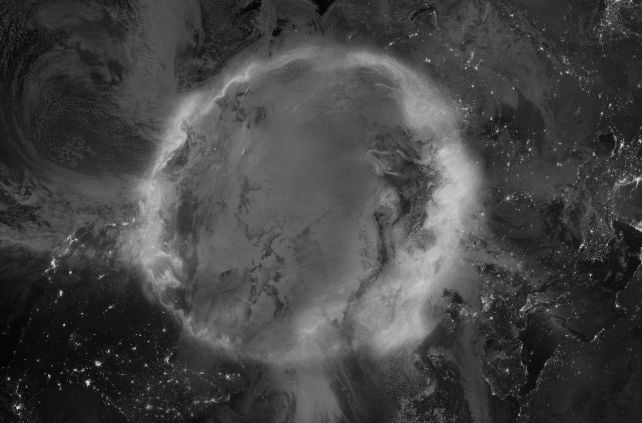 Мозаика NASA овала полярных сияний