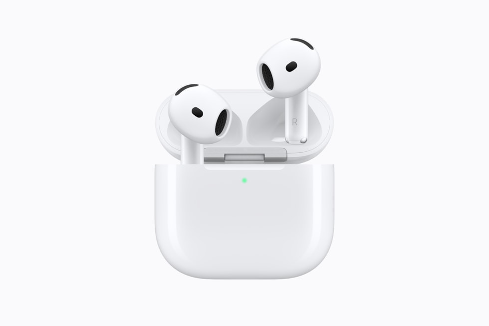 AirPods 5 достигают лучшей в отрасли Active Noise Cancellation в открытой конструкции, новую многопортовую акустическую архитектуру и улучшенный адаптивный эквалайзер для более погружающегося звука.