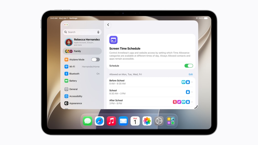 На iPad показано расписание Screen Time