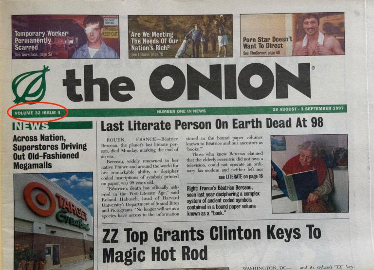 Первая страница The Onion, том 32, выпуск 4, показывающая расположение номеров тома и выпуска.